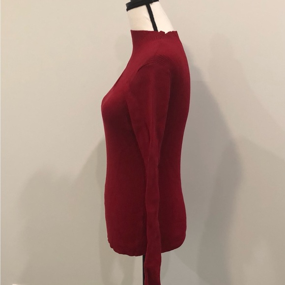 Eesome Cutout Sweater - Picture 2 of 3